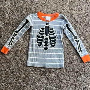 Hanna Andersson Halloween pajama top size 4